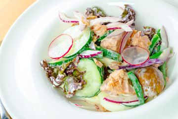 Salad with chicken