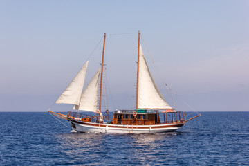 Sailing ship
