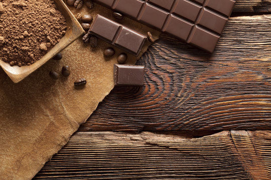 Dark chocolate, cocoa and coffee grains