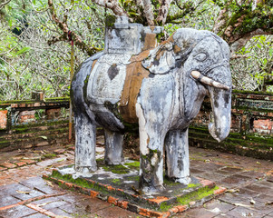 Fototapeta na wymiar stone elephant statue