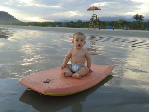 Surfer baby