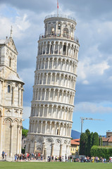 The leaning tower of Pisa, Italy