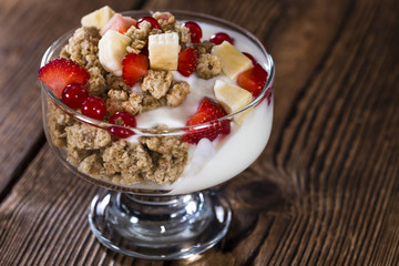 Crunchy Yoghurt with fresh fruits