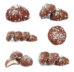 Marshmallows in chocolate