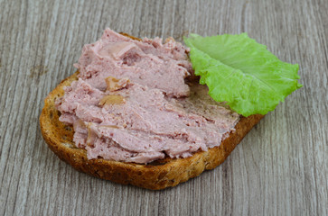 Pate sandwich