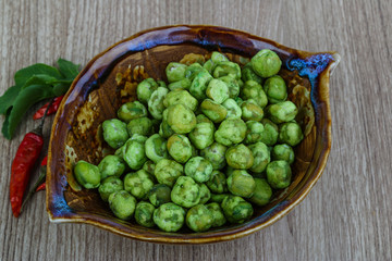 Wasabi peas