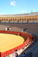 PLAZA DE TOROS DE LA REAL MAESTRANZA DE SEVILLA