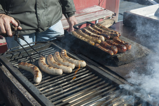 Grillstand auf der Gotthard-Passh&ouml;he, Schweiz