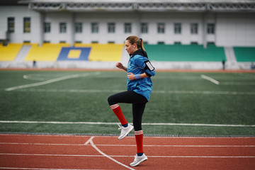 Fototapeta premium Warming up before running