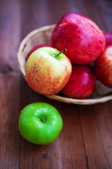 red apple