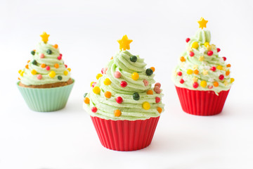 Christmas tree cupcakes white background