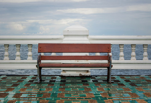 brown chair breakpoint