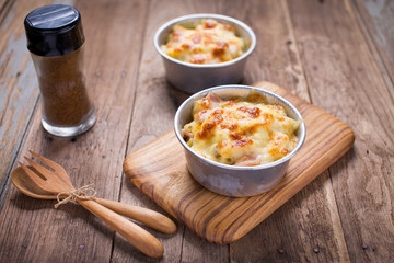 Au Gratin cheese pasta