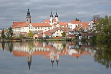 Fototapeta na wymiar Telc, the historic renaissance town surrounded by ponds in the Vysocina, Czech Republic.