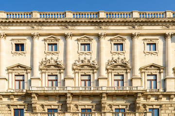 Obraz premium Built in the 13th century Hofburg Palace is the former imperial palace in the centre of Vienna and is the official residence and workplace of President of Austria.
