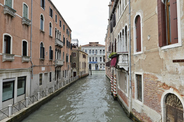Obraz na płótnie Canvas Detail of Venice Canal and Palace