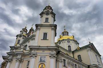 Fototapeta na wymiar monastery in Pochaev