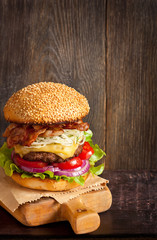Cheeseburger.