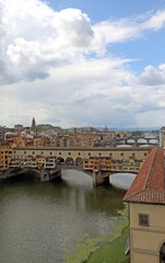 Obraz premium old bridge Vasari Corridor in Florence Italy from Uffizi Museum