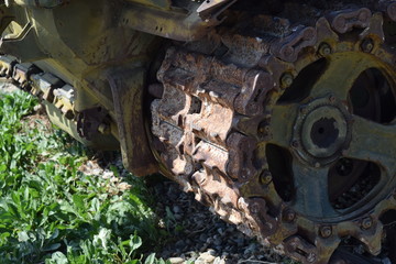 Caterpillar chain of the old tank
