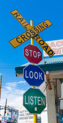 Fototapeta premium railroad crossing