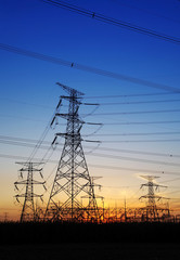 Fototapeta premium The evening of the pylon outline, is very beautiful