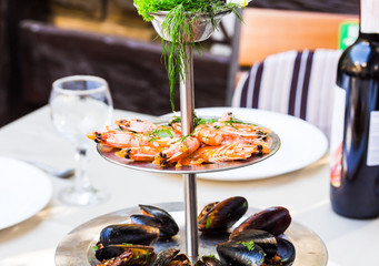 tray of assorted seafood, prawns, mussels, calamari