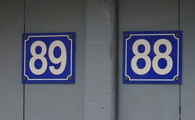 Hausnummernschilder