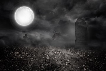 Obraz premium Graveyard under the full moon