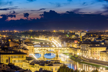 Naklejka premium Evening light over beautiful Florence, Italy