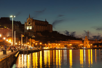 Fototapeta na wymiar Night cityscape of old Gaeta, Italy