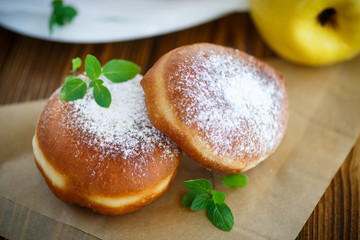 donuts with quince filling sprinkled