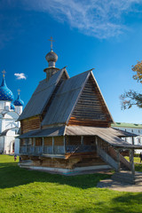 Fototapeta na wymiar Orthodox church on the near river, Suzdal Russia