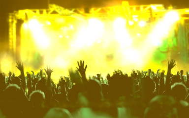 Fondo de música en directo.Concierto y público.