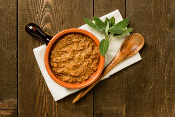 Ragù di anatra, condimento per pasta italiana