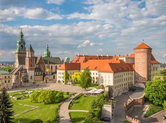 Fototapeta Wawel Castle and Wawel cathedral seen from the Sandomierska tower on sunny afternoon obraz