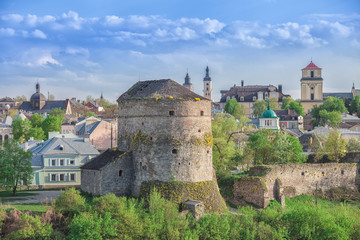Fototapeta na wymiar old tower in Kamianets Podilskyi