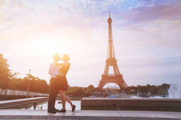 Fototapeta na wymiar honeymoon in Paris, romantic vacations for loving couple in France