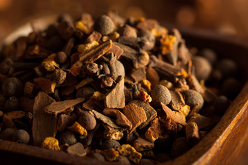 Raw Organic Mulling Spices
