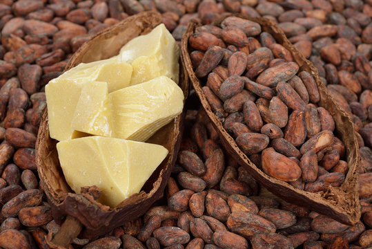 Natural cocoa butter
