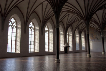 Fototapeta na wymiar A gothic hall of Malbork castle