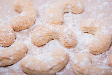 Leckere Vanillekipferl mit Puderzucker