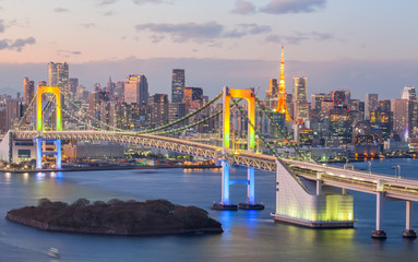 Fototapeta na wymiar Tokyo bay and Tokyo rainbow bridge in evening