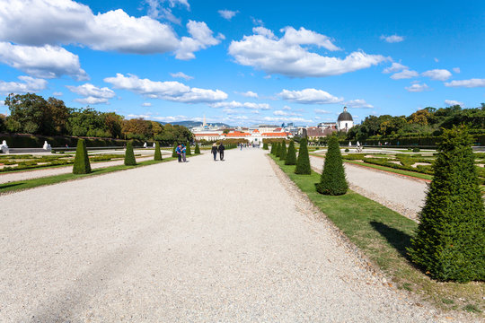 paths to Lower Palace in Belvedere garden, Vienna