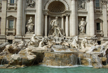 Fototapeta na wymiar Rome, le décor baroque de la fontaine de Trevi, Italie