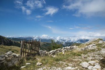 gate in the mountains