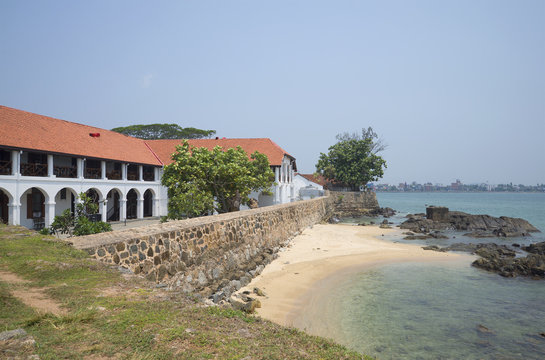 На старинной набережной города-крепости Галле. Шри-Ланка