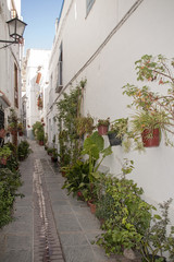 Paseo por las calles del municipio de Lanjarón en la provincia de Granada, Andalucía