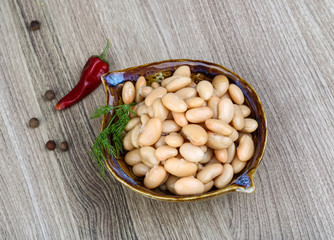 Canned white beans