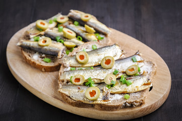 smoked sprats